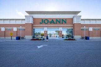 More details for 702-718 Commons Dr, Geneva, IL - Retail for Lease