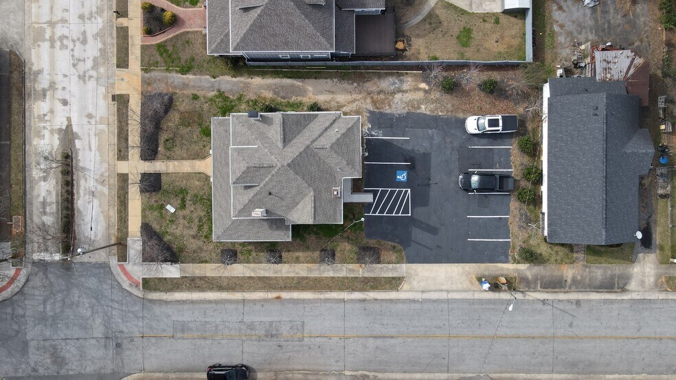 700 Arlington Ave, Greenville, SC à vendre - Photo du bâtiment - Image 3 de 19