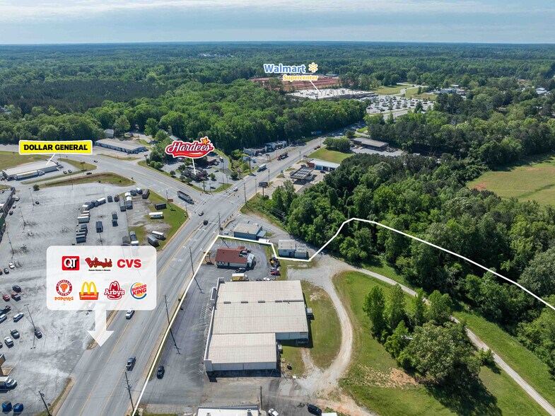 Unique Value-Add Retail and Flex portefeuille de 3 propriétés à vendre sur LoopNet.ca - Photo du bâtiment - Image 3 de 3