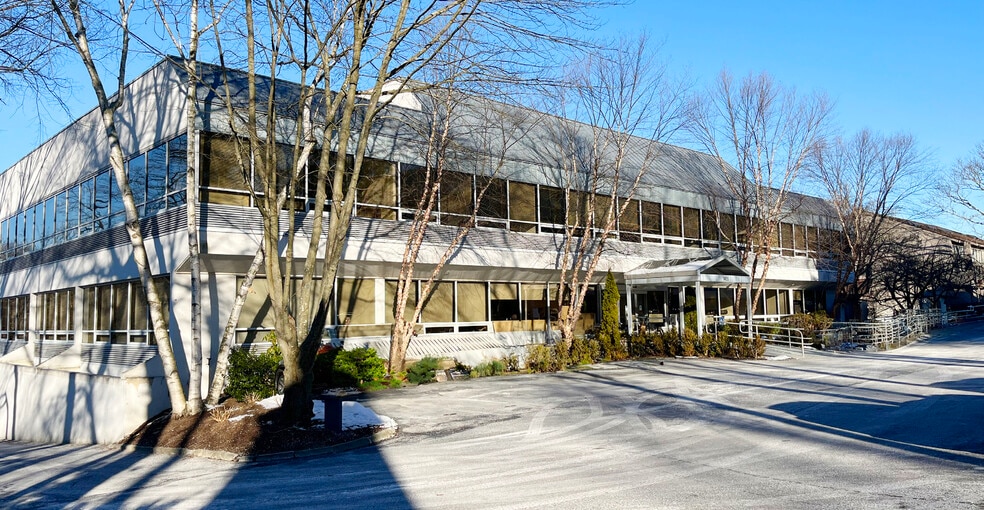 1445-1455 E Putnam Ave, Old Greenwich, CT for lease - Building Photo - Image 2 of 18