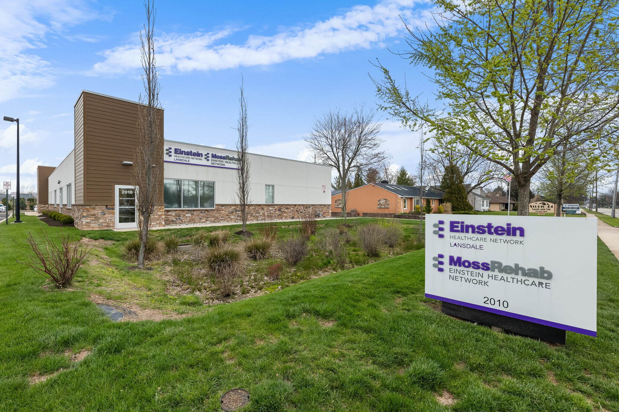 2010 N Broad St, Lansdale, PA for sale Primary Photo- Image 1 of 6