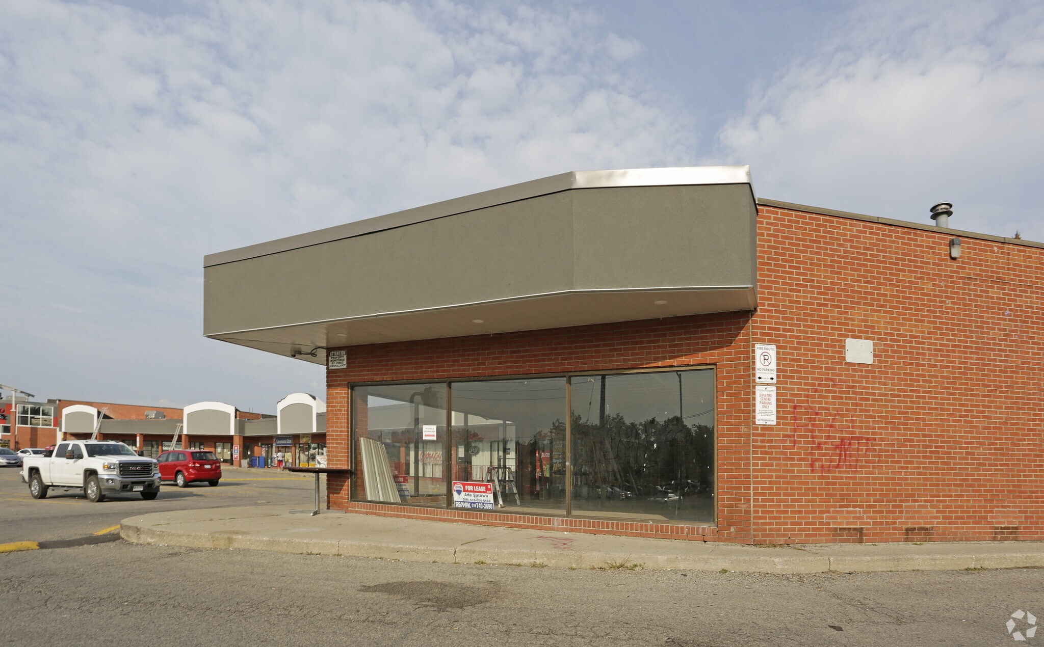 30 Glamis Rd, Cambridge, ON à vendre Photo principale- Image 1 de 1