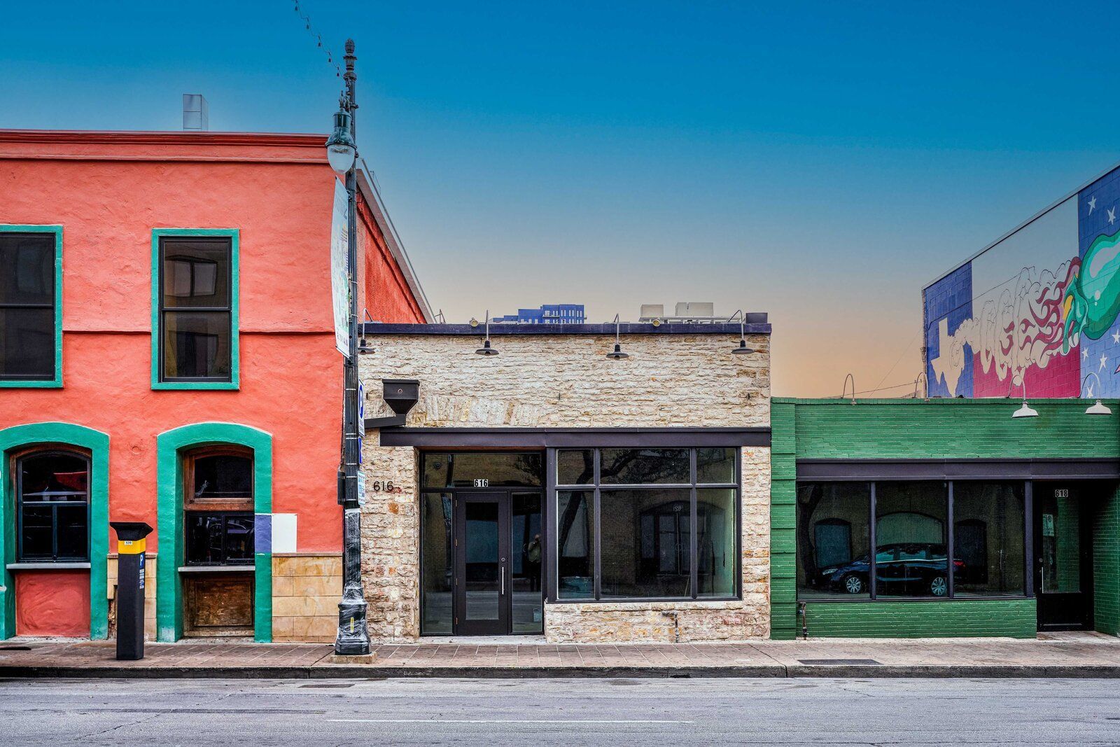 201 E 6th St, Austin, TX for lease Building Photo- Image 1 of 3