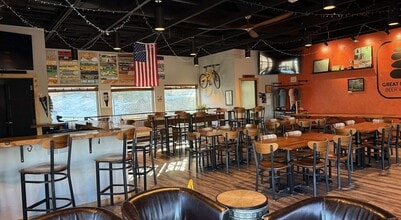 4022 S Lone Pine Ave, Springfield, MO for lease Interior Photo- Image 1 of 4