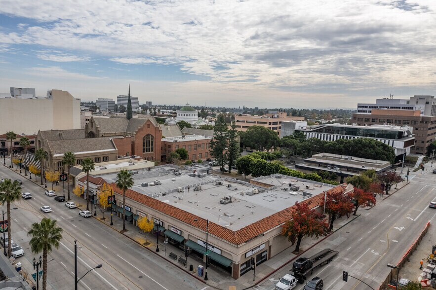 440-458 E Colorado Blvd, Pasadena, CA for lease - Aerial - Image 2 of 4