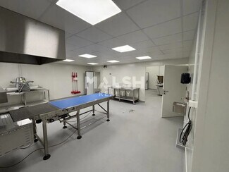 Plus de détails pour Bureau, Local d'activités à louer