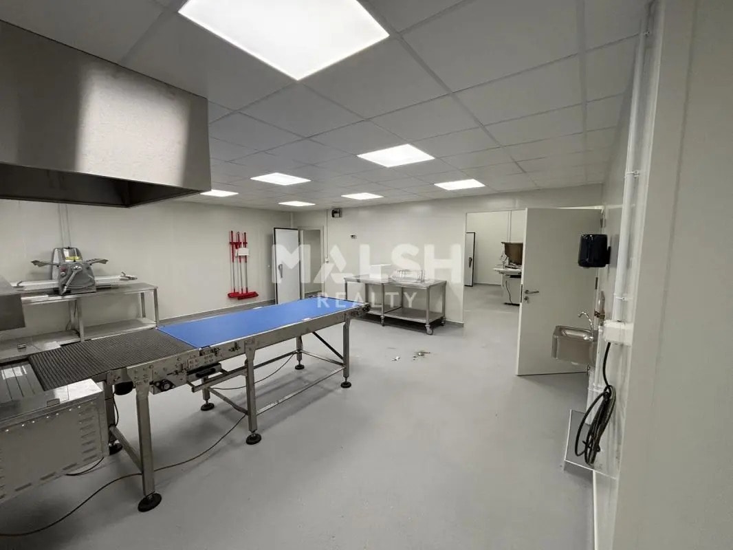 Bureau dans Saint-Étienne à louer Photo intérieure- Image 1 de 9