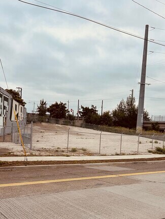 Plus de détails pour 1988 SE 3rd Ave, Portland, OR - Terrain à louer