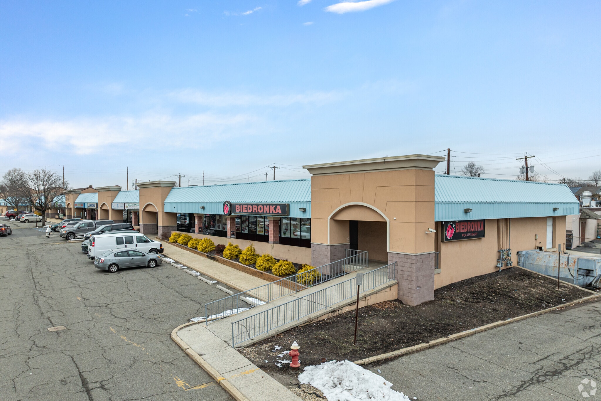 1025 W St Georges Ave, Linden, NJ for lease Primary Photo- Image 1 of 9