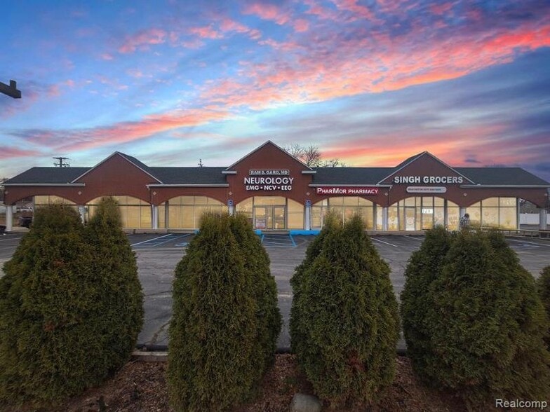 14625 Telegraph Rd, Taylor, MI for lease - Primary Photo - Image 1 of 6