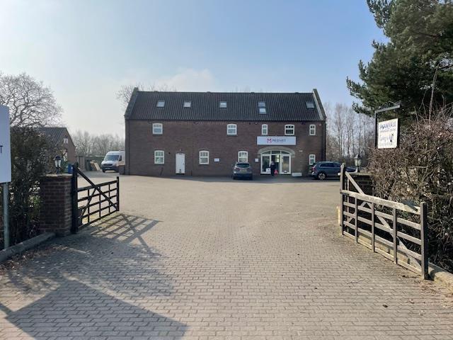 60 York Rd, York for lease Building Photo- Image 1 of 2