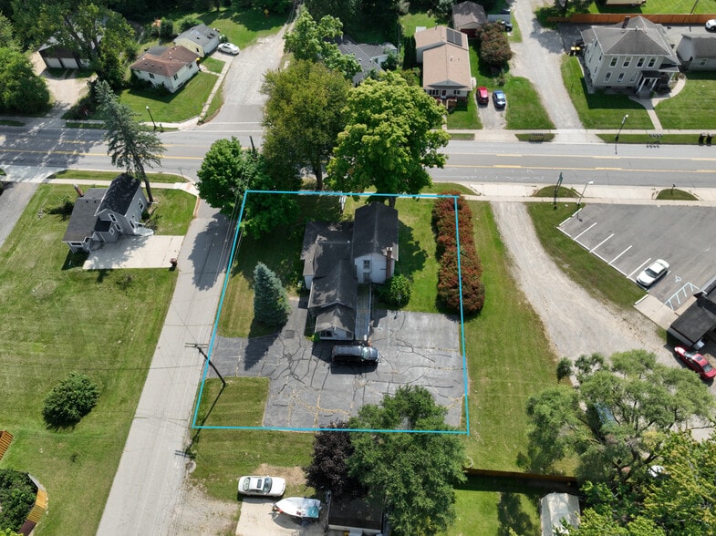 545 E Main St, Pinckney, MI for sale - Building Photo - Image 2 of 22