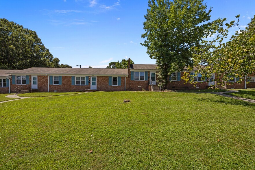 2501 Vanstory St, Greensboro, NC à vendre - Photo du bâtiment - Image 3 de 30