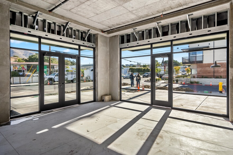 2475 Victoria Avenue, San Luis Obispo, CA for sale - Building Photo - Image 1 of 15