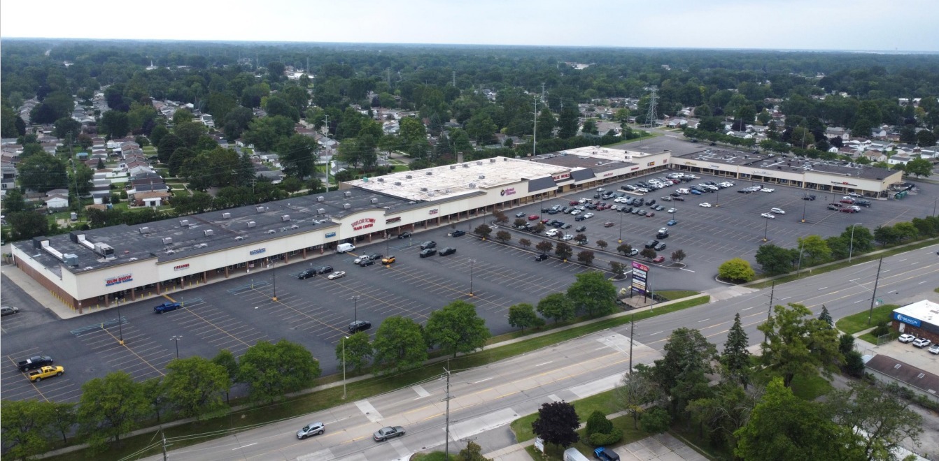 22509-23143 Ecorse Rd, Taylor, MI for lease Building Photo- Image 1 of 8