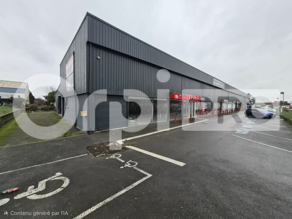 Retail in Reims for lease Building Photo- Image 1 of 10