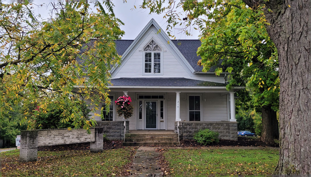 214 E Park St, Chardon, OH à vendre Photo du b timent- Image 1 de 20