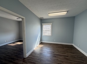 7800 Cooper Rd, Montgomery, OH à louer Photo intérieure- Image 2 de 3