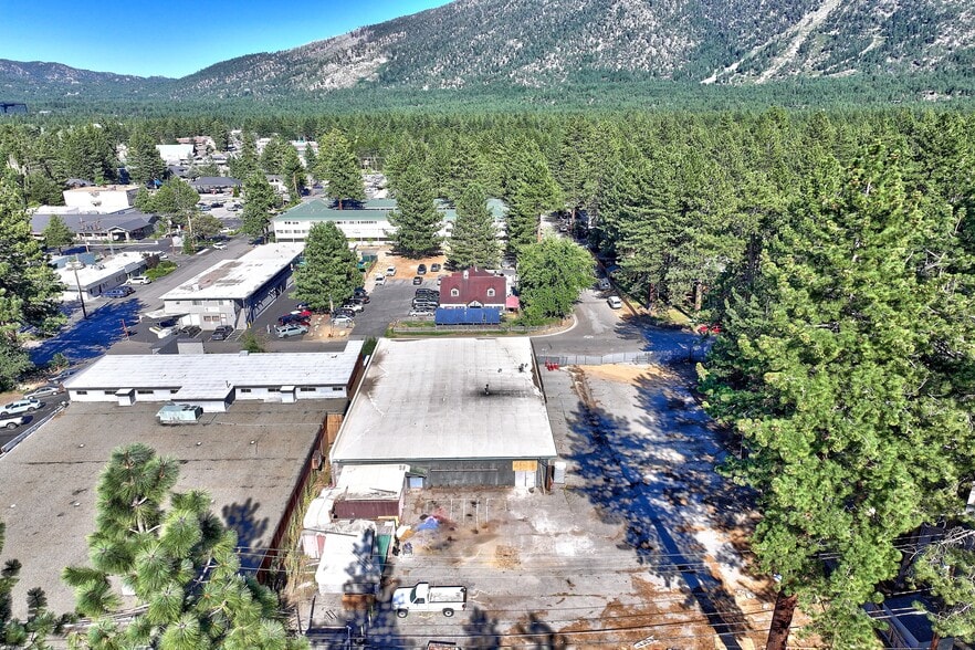 1050 Fremont Ave, South Lake Tahoe, CA for sale - Building Photo - Image 3 of 36