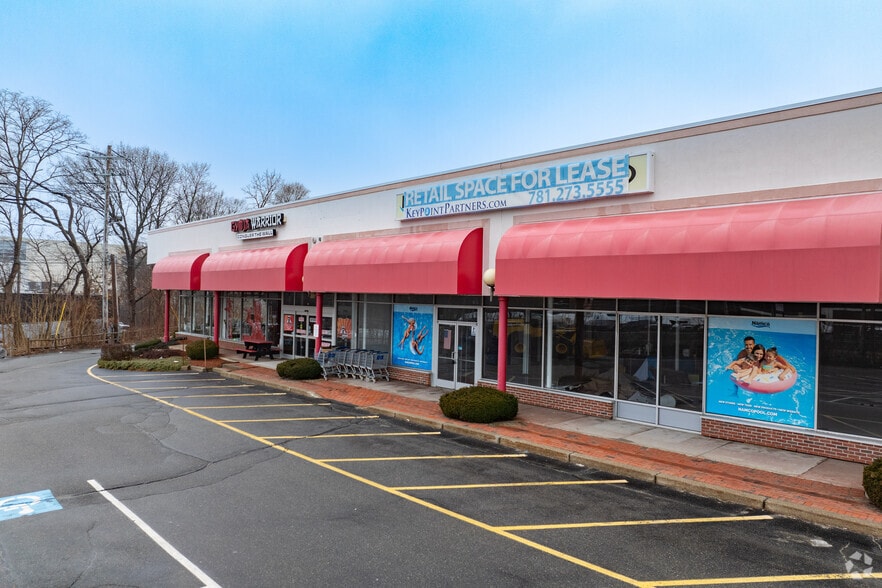 212-216 Newbury St, Peabody, MA for lease - Building Photo - Image 3 of 3
