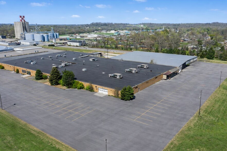 1121 Skyline Dr, Hopkinsville, KY à louer - Photo du bâtiment - Image 2 de 17