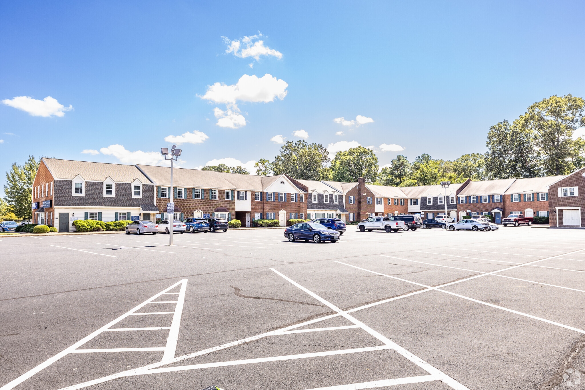 505 S Independence Blvd, Virginia Beach, VA for lease Primary Photo- Image 1 of 5