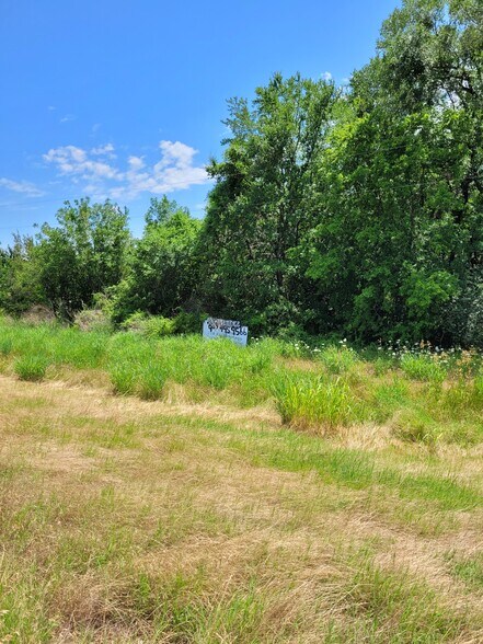 1175 SW Loop 286, Paris, TX à vendre - Photo du bâtiment - Image 2 de 8