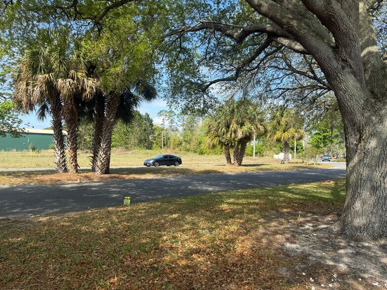 2425 Ridgecrest Ave, Orange Park, FL à vendre - Photo du bâtiment - Image 2 de 7
