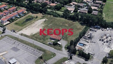 30 Boulevard De Ratalens, Saint-Jean, HG - Aerial map view