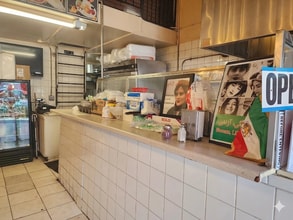 1300 S Los Angeles St, Los Angeles, CA for lease Interior Photo- Image 2 of 3