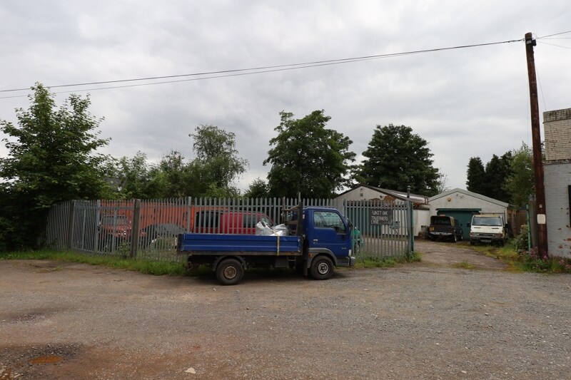 1 Taverners Ln, Atherstone à vendre - Photo du bâtiment - Image 2 de 4