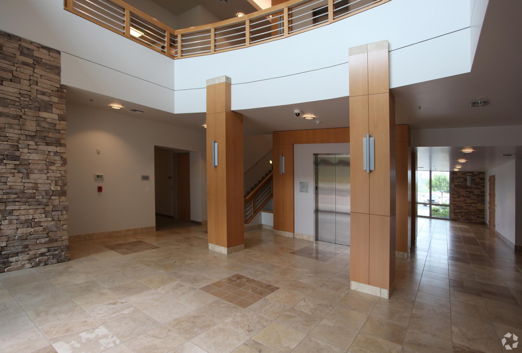 1530 Hilton Head Rd, El Cajon, CA for sale Lobby- Image 1 of 1