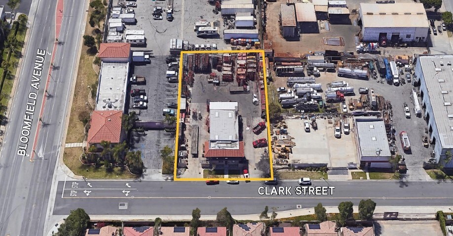 12536 Clark St, Santa Fe Springs, CA à vendre - Aérien - Image 1 de 3