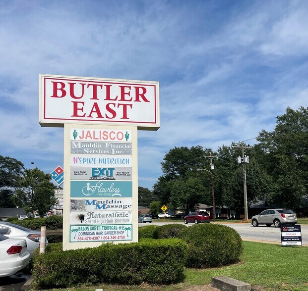107 E Butler Rd, Mauldin, SC à louer - Photo du bâtiment - Image 2 de 5