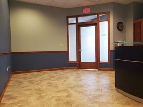 20635 Abbey Woods Ct N, Frankfort, IL à louer Photo intérieure- Image 2 de 12