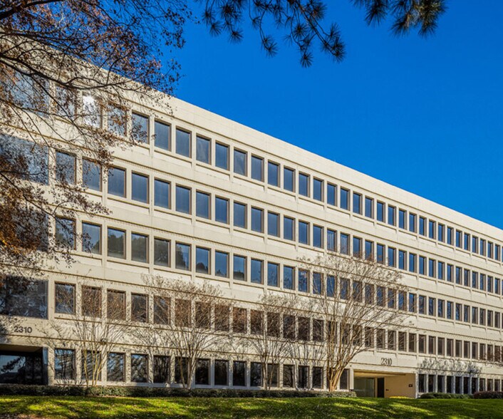 2310 Parklake Dr NE, Atlanta, GA à louer - Photo du bâtiment - Image 2 de 5