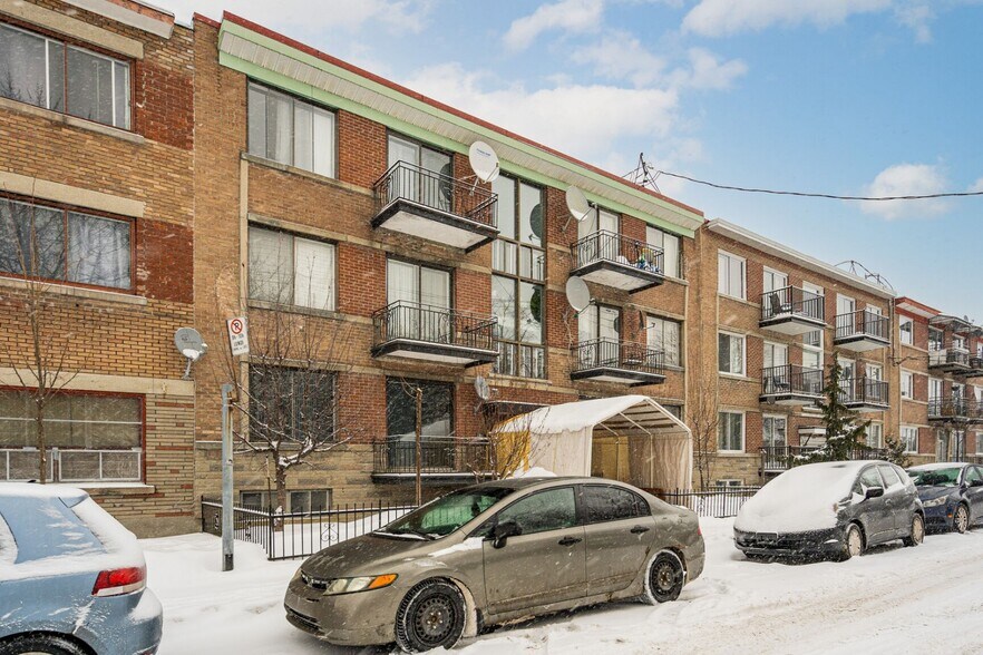 8961 10e Av, Montréal, QC for sale - Primary Photo - Image 1 of 1