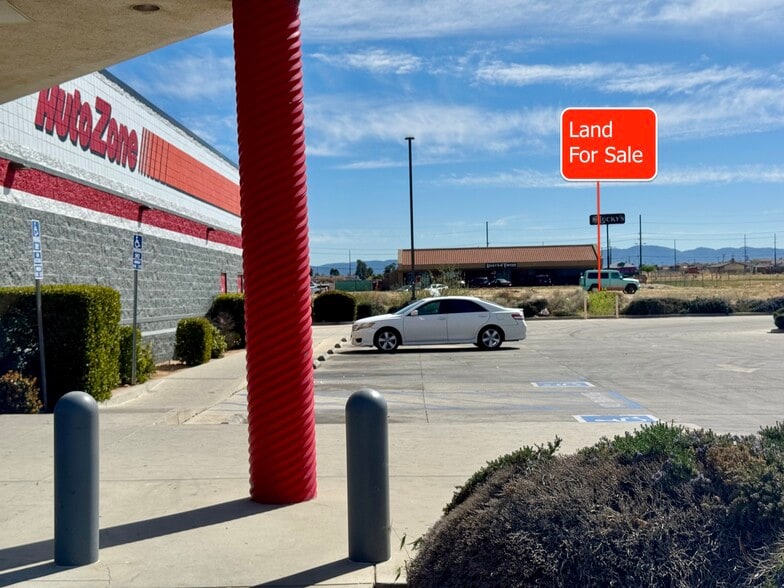 Main & Jellico, Hesperia, CA for sale - Building Photo - Image 2 of 8