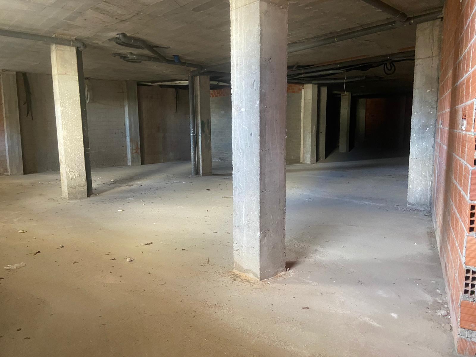 Retail in Foz for sale Interior Photo- Image 1 of 7