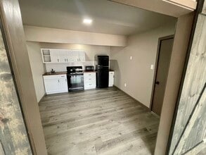 115 N Parkside Dr, Colorado Springs, CO for lease Interior Photo- Image 2 of 4