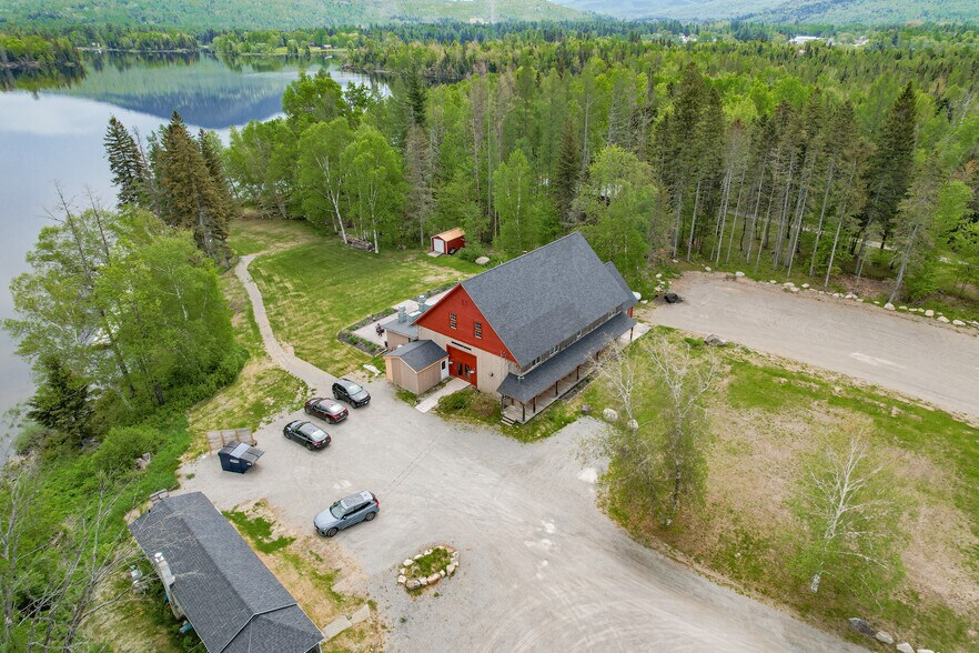 9 Tranquility Ln, Eustis, ME à vendre - Photo du bâtiment - Image 3 de 43