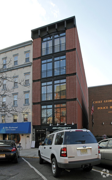 104 Hudson St, Hoboken, NJ for sale - Building Photo - Image 1 of 1