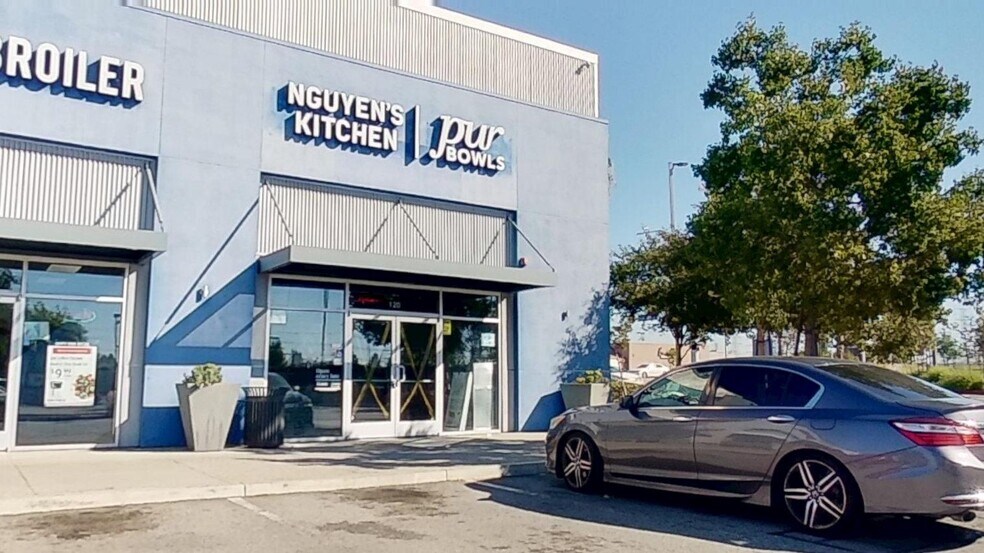 Garfield Ave, South Gate, CA à louer - Photo du bâtiment - Image 2 de 21