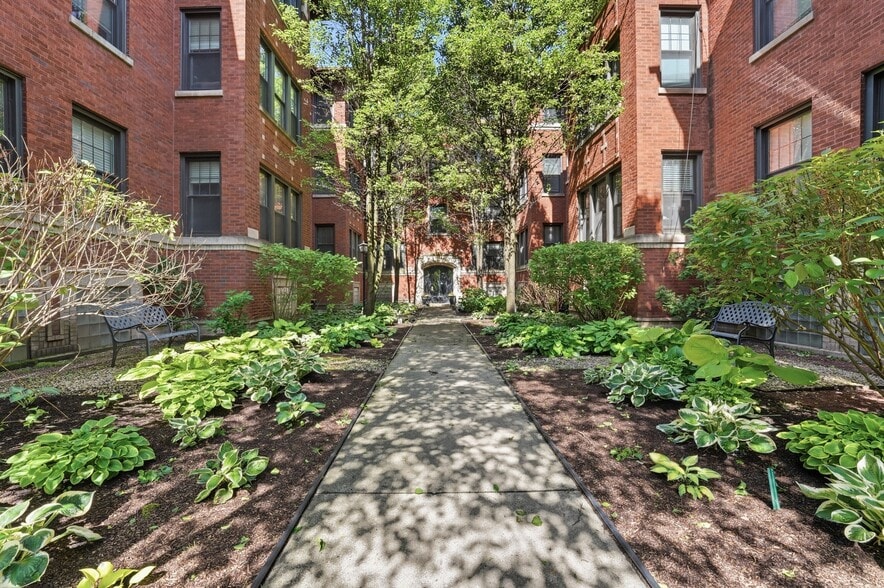 5022-5030 N Winthrop Ave, Chicago, IL for sale - Building Photo - Image 2 of 20