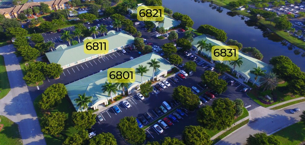 6801 Palisades Park Ct, Fort Myers, FL à louer - Photo du bâtiment - Image 1 de 9