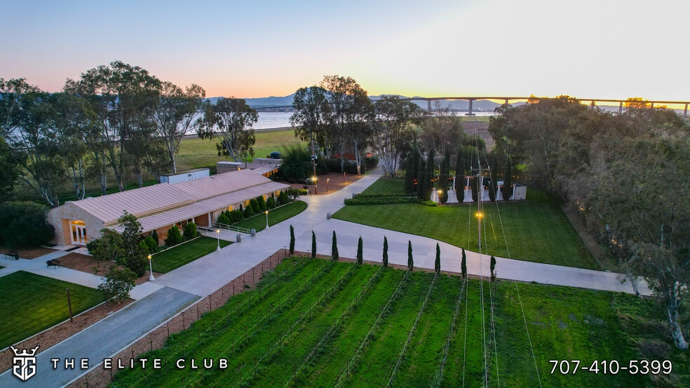 Winery, Event Center & Guest Stays portfolio of 2 properties for sale on LoopNet.ca - Building Photo - Image 1 of 58