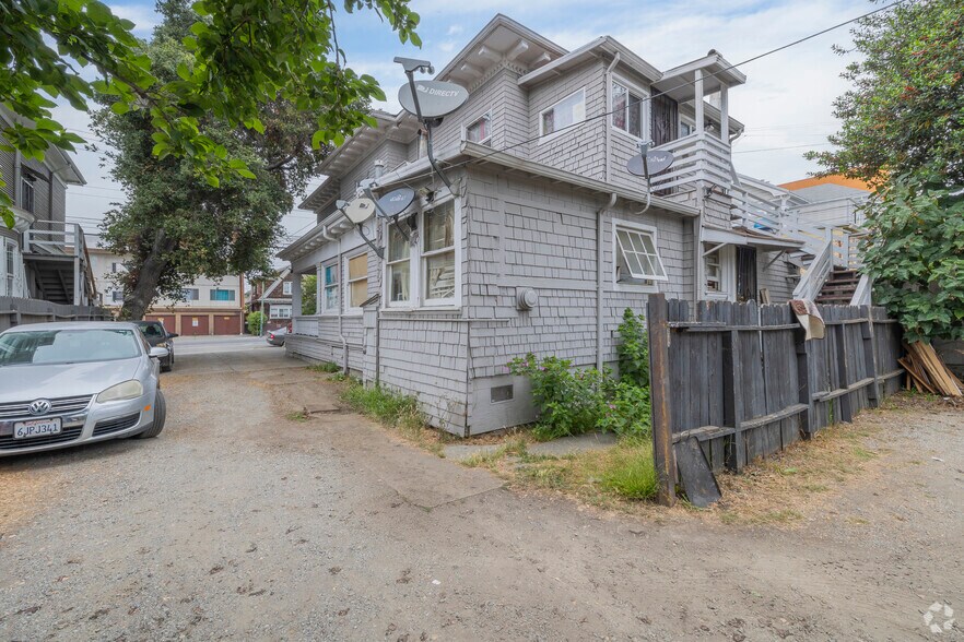 1832 Fruitvale Ave, Oakland, CA à vendre - Photo du bâtiment - Image 3 de 11