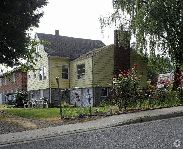 133 SW 2nd St, Troutdale, OR for lease - Building Photo - Image 2 of 5