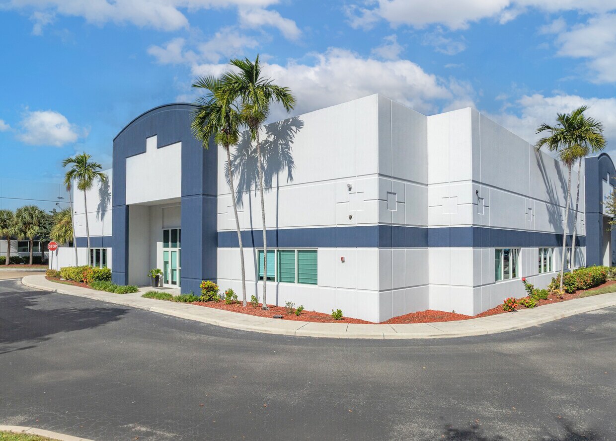 300 Northpoint Pky, West Palm Beach, FL à louer Photo principale- Image 1 de 3