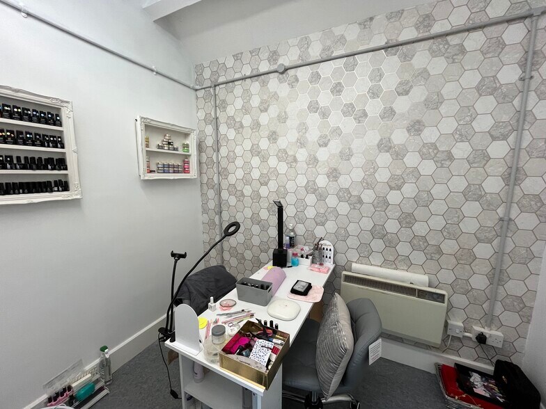 84 High St, Swadlincote à vendre - Photo du bâtiment - Image 2 de 4